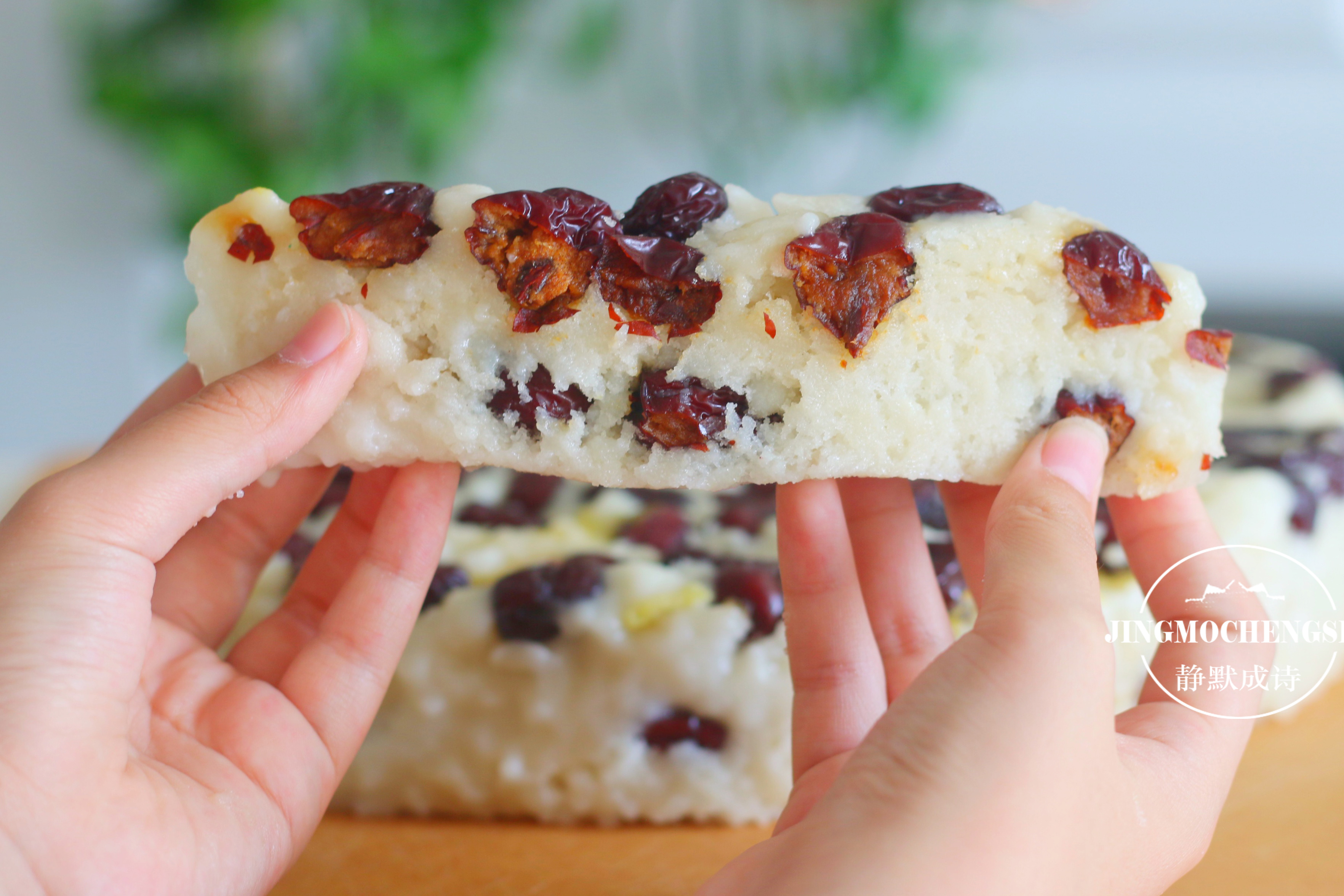 糯米年糕的做法(9个步骤教你做出糯米红枣年糕)