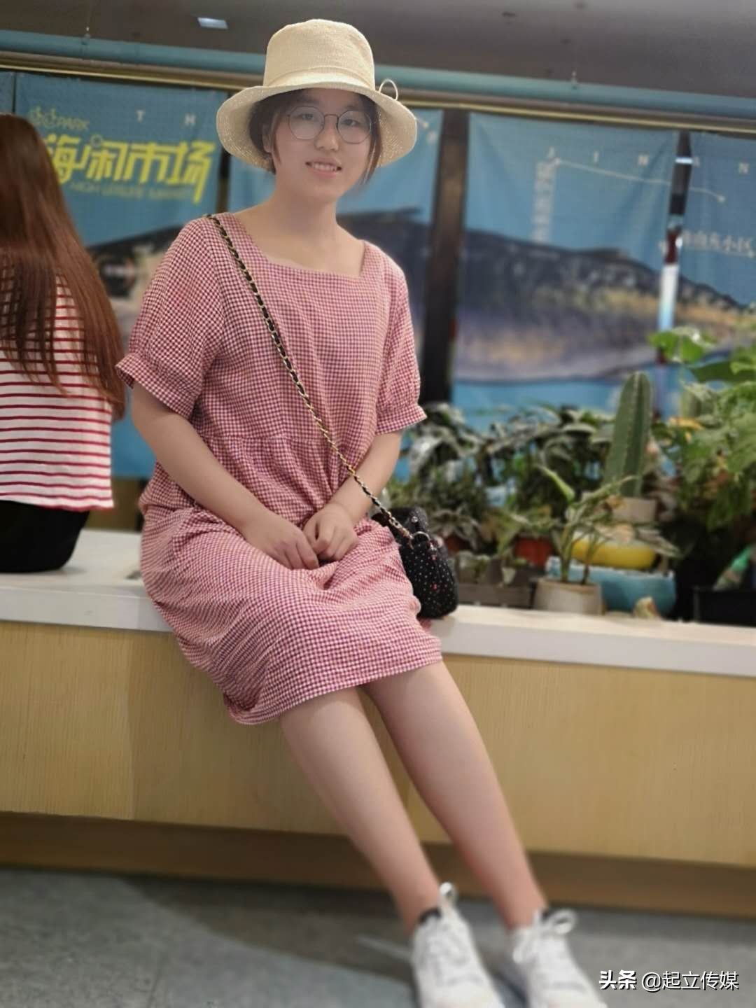 丝袜女友妍大学生活（揭秘艺术生艰难高考路）