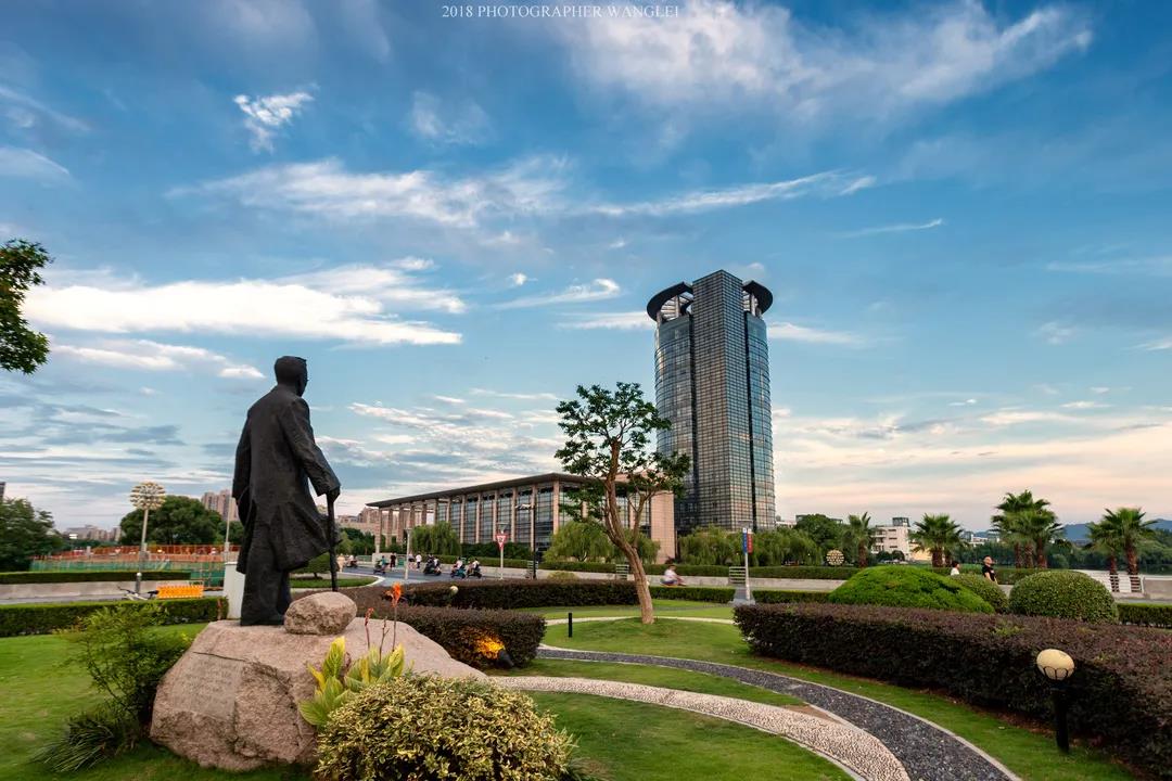 上新啦！6款浙大高颜值PPT模板送给你