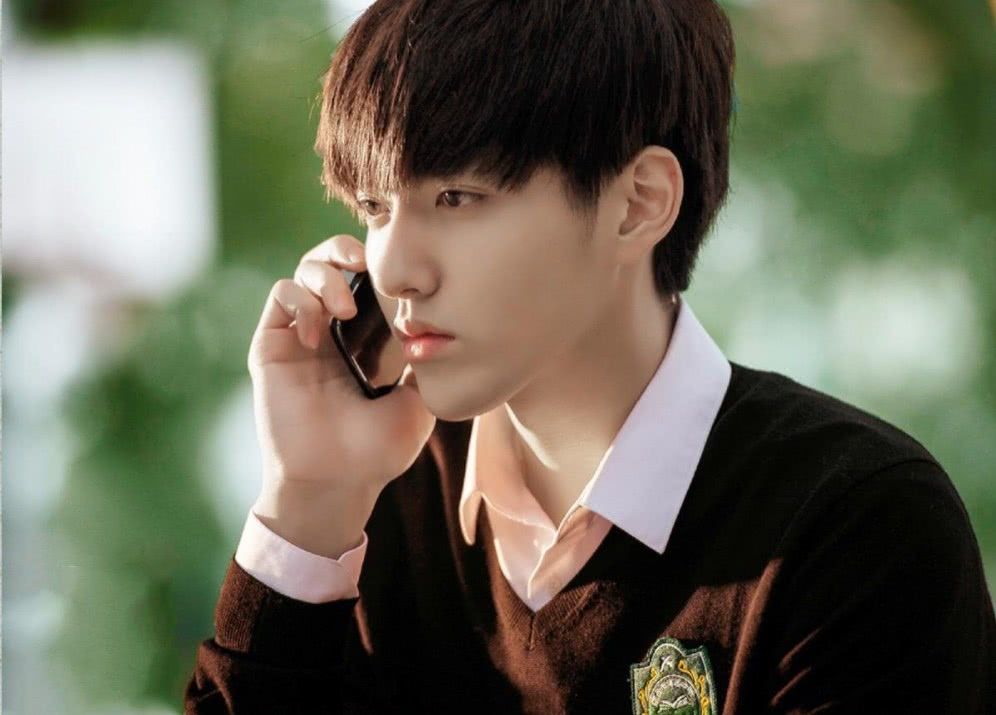 吴亦凡为什么能去nba(揭秘吴亦凡的10年康庄大道:成龙冯小刚保驾护航