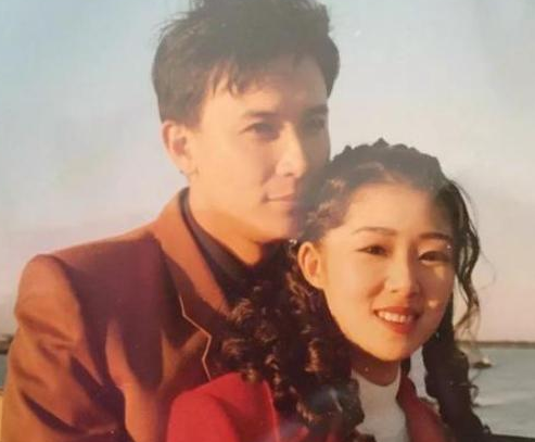 爸妈颜值高是啥体验？20年前的旧照，告诉你什么是“惊艳了时光”