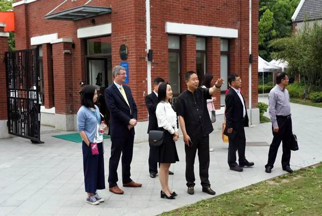 上海“贵族学校”火了，光学费高达几十万，却有着超高的人气