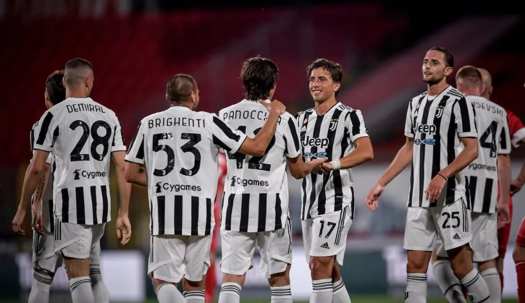 若热将在周四到达都灵城报道（尤文战胜蒙扎捧起贝卢斯科尼杯，桑托斯锋线新星将以300万欧加盟）