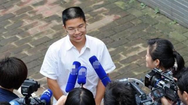 江苏高考生满分作文，全文仅755个字，30个生僻字难倒阅卷老师