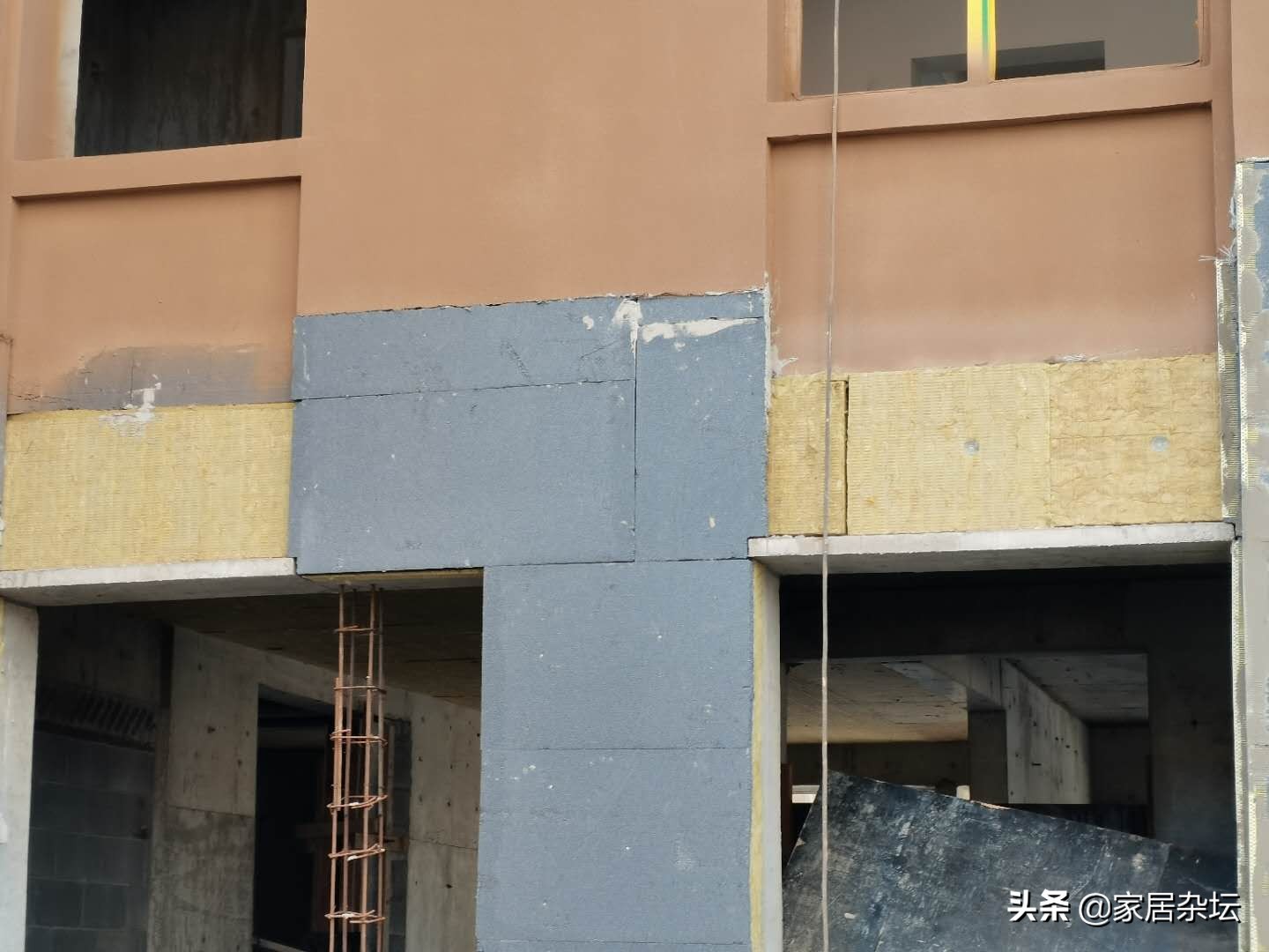 保温板材的粘贴