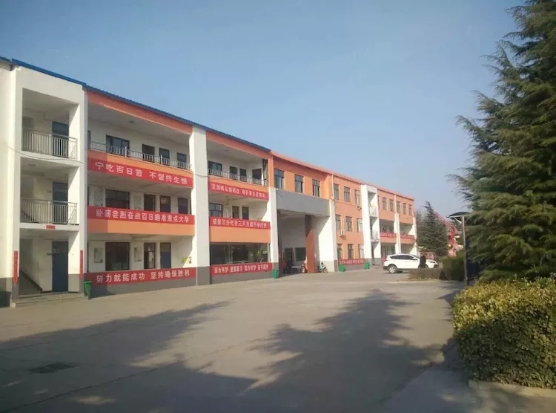 山西百名学生临近高考发现“无学籍”，当地教育局：不影响高考