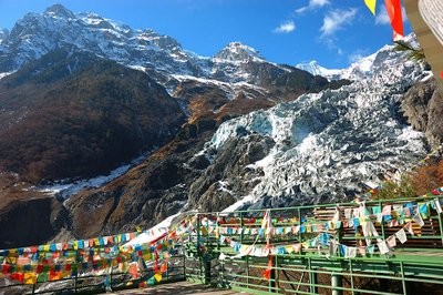 17名登山隊員集體遇難,當地將其列為禁地,揭秘梅里雪山的傳奇