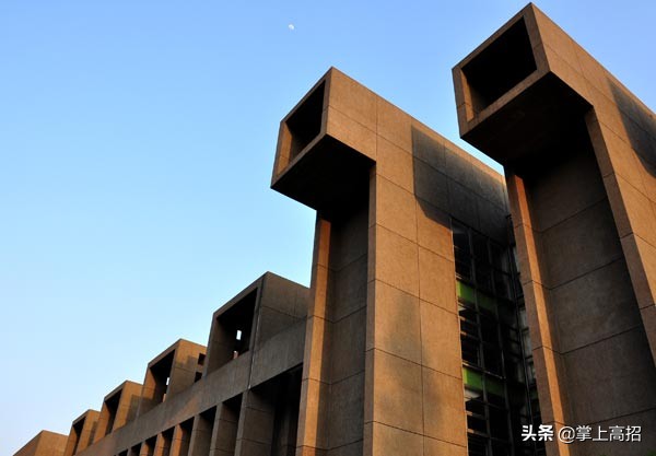 高考报考｜解说国内大学的“江湖称号”（二）