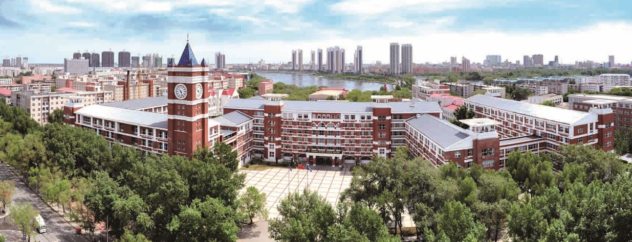 齐齐哈尔大学东校区图片