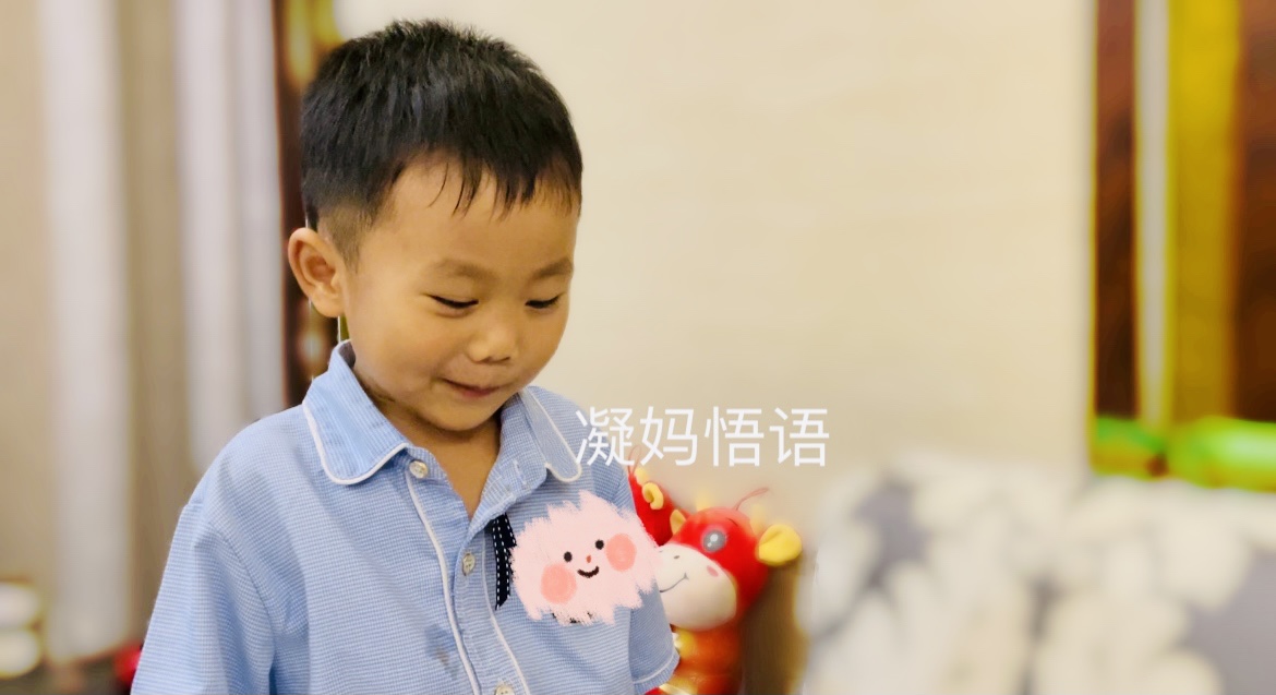 孩子不想说幼儿园的事，怎么办？用这些方法引导，让孩子畅所欲言