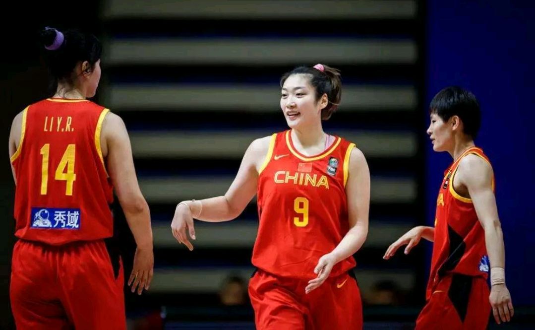 全運會女籃四川vs陜西（中國女籃7分小勝四川男籃！李夢21+4居功至偉 李月汝12+7不讓須眉）