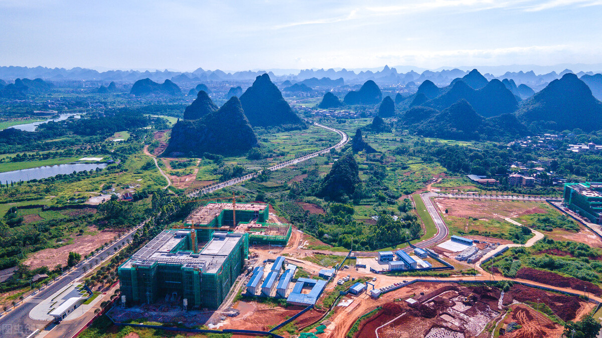 专科含金量极高的4个专业，好就业工资还高，未来发展不比本科差