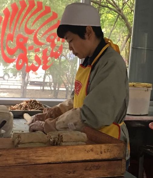 天津美食，哏都老味儿必选红桥，吃着香是有烟火气更有一丝情怀