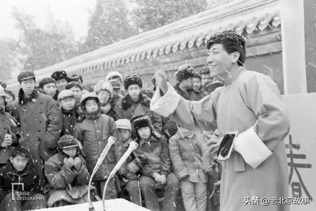 在北京，我们为什么不去逛庙会！