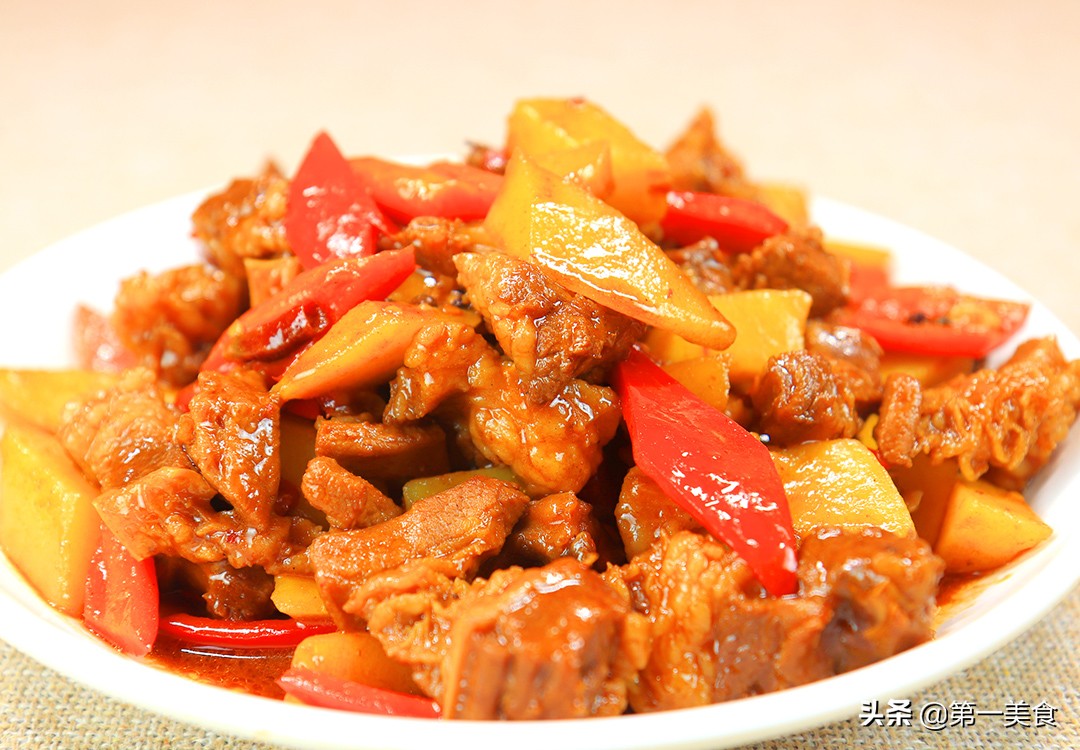 土豆燉牛腩,土豆燉牛腩的家常做法