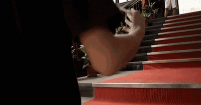 我靠转笔震慑了老外！原来这也是一股来自东方的神秘力量！