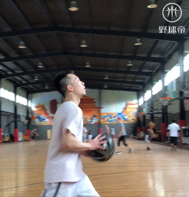 nba抛投为什么不用手指（抛投你得这么来）