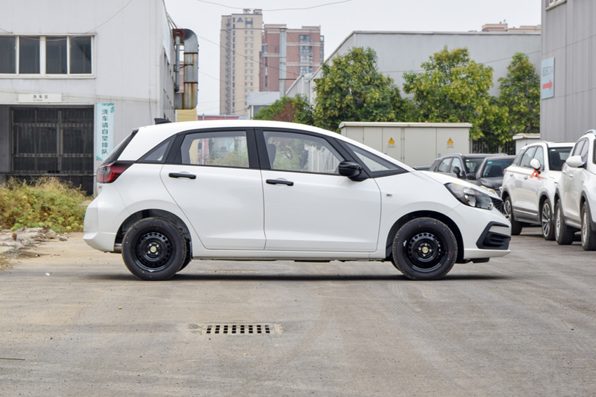 本田飞度：我都跌至7.18万了，真降不动了