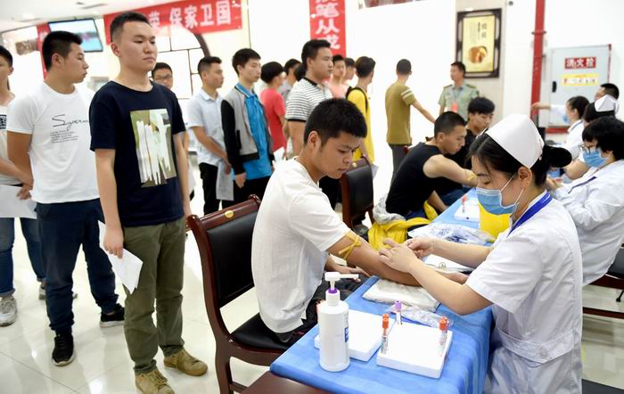 2021征兵有新变化，出现这几种政审不合格，大学生参军无望