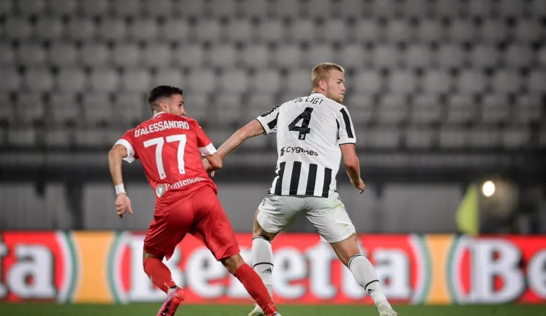 若热将在周四到达都灵城报道（尤文战胜蒙扎捧起贝卢斯科尼杯，桑托斯锋线新星将以300万欧加盟）