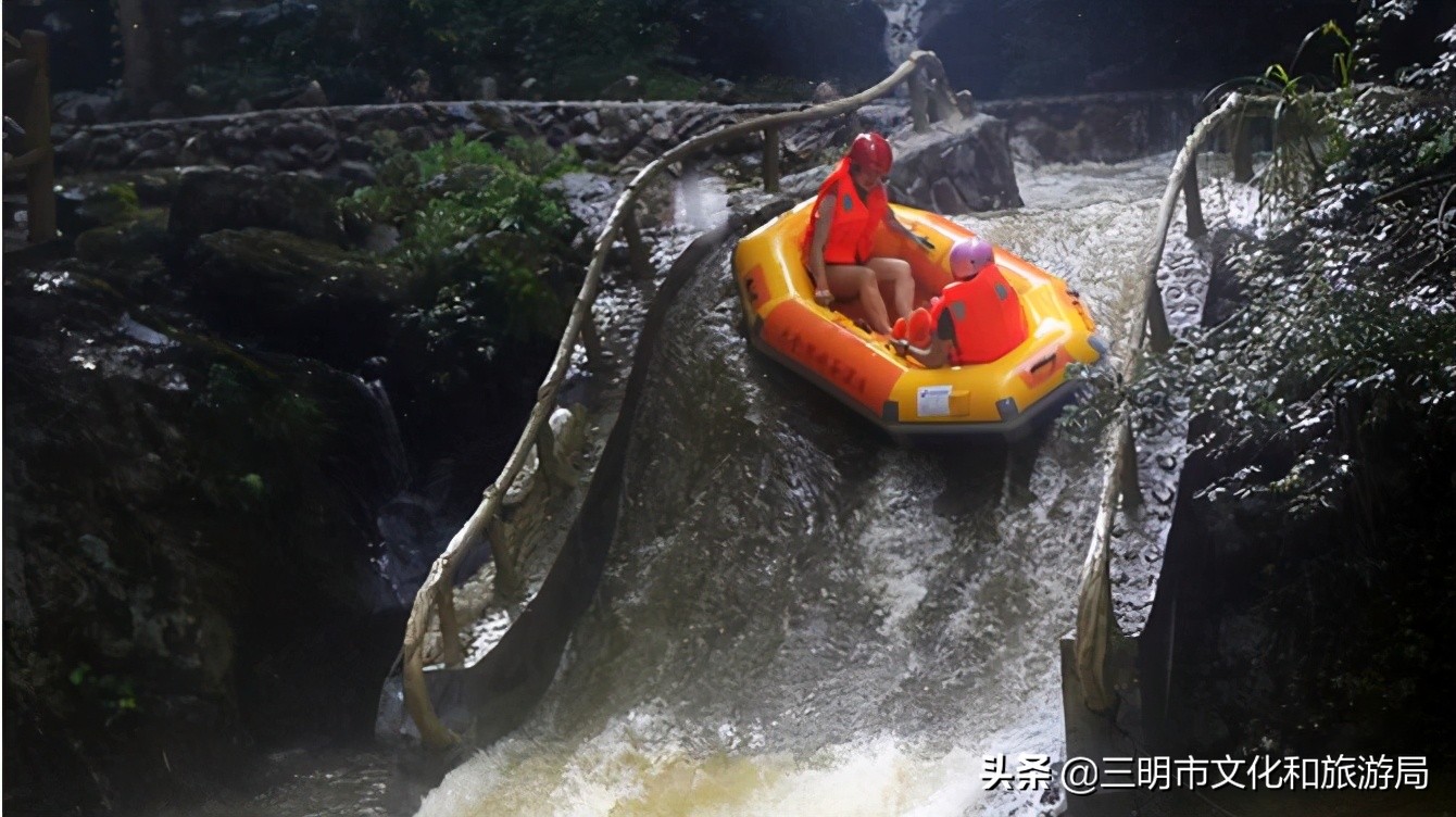 走,去大金湖峡谷漂流清凉一夏