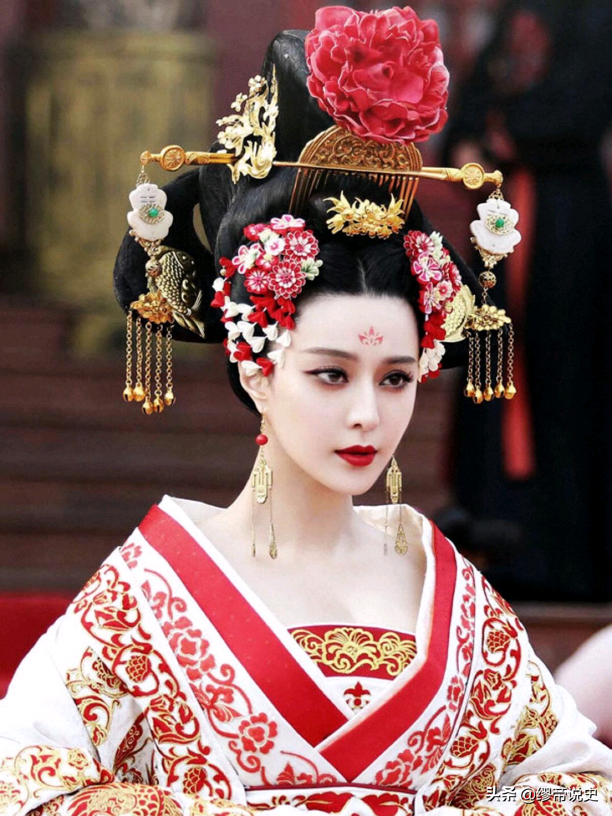 "唐隆政变"时,唐玄宗为什么要杀了既有功又有才华的上官婉儿