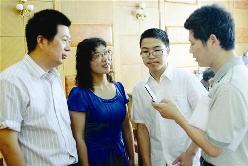 江苏高考作文仅755个字，有30字老师不认识，阅卷组长却打了满分