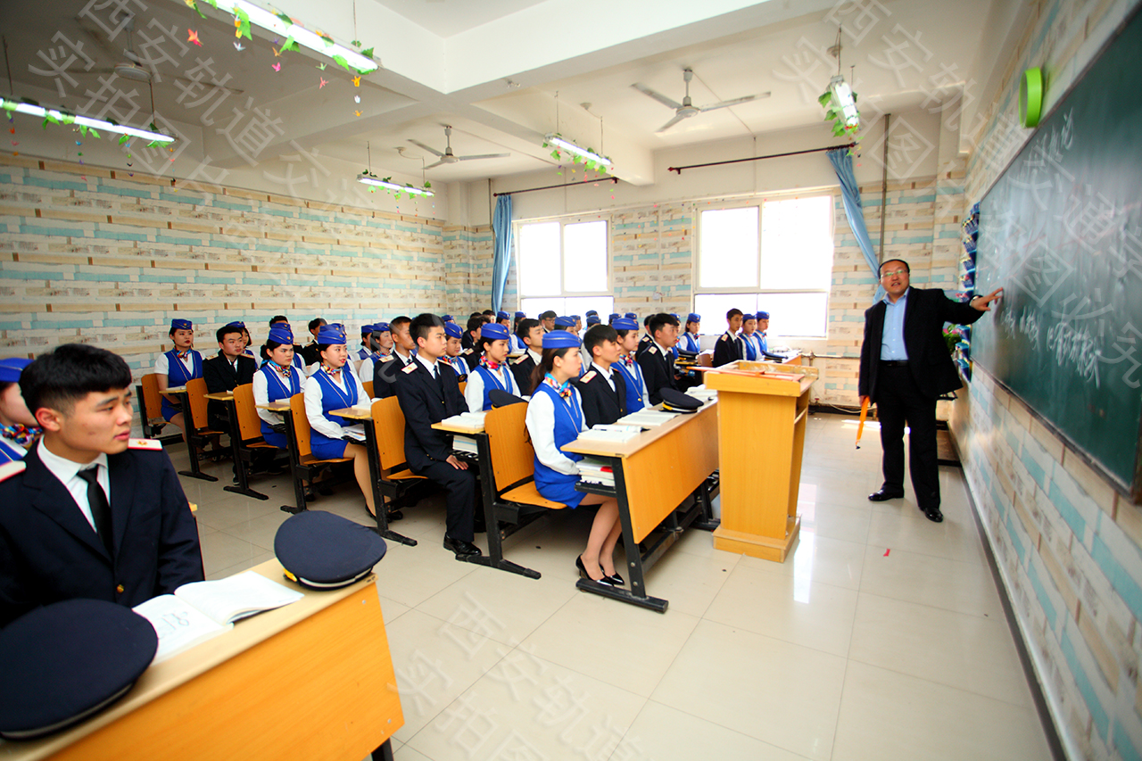 西安轨道交通技师学院有哪些优点？