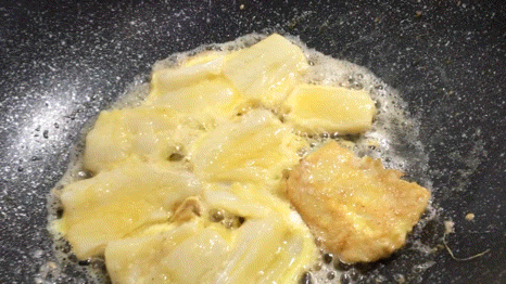 鲽鱼是什么鱼（大厨教你煎鲽鱼的妙招软嫩鲜香）