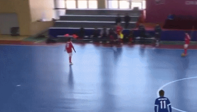 五人制足球有几个裁判（跑位和跑偏只在一念间！带你走进五人制裁判（三））