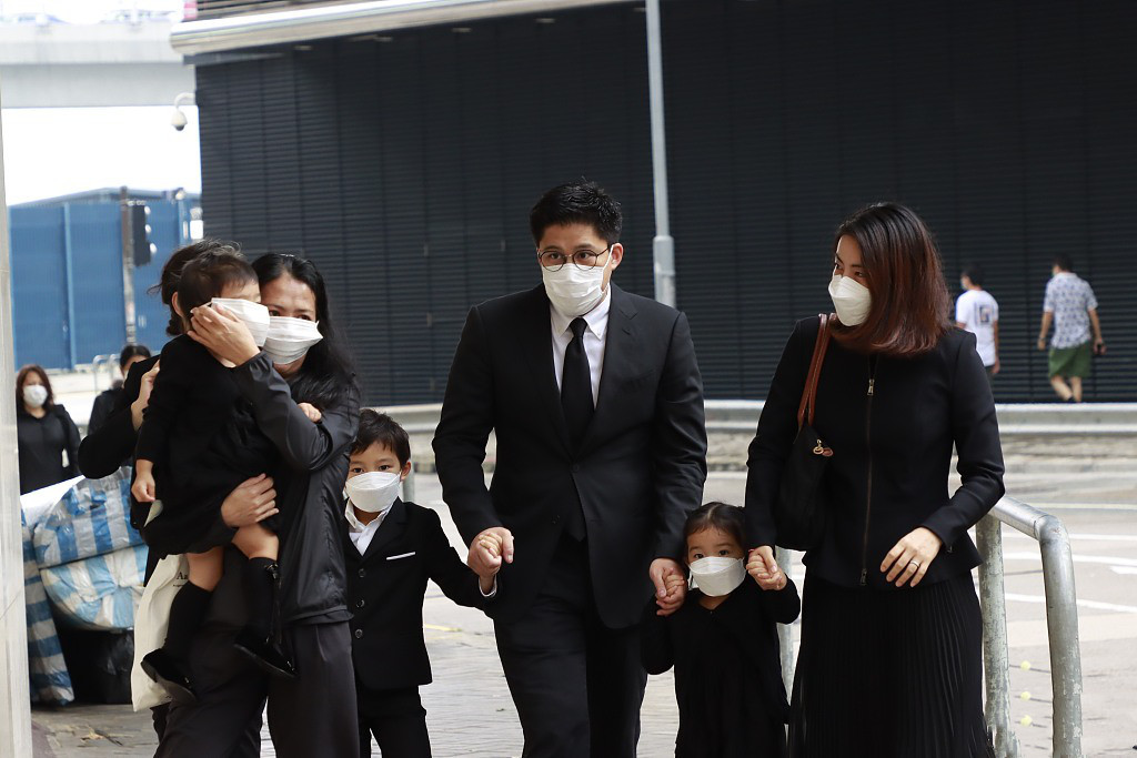 霍家四代女眷皆是极品，悄无声息便可搅动半个世纪风云