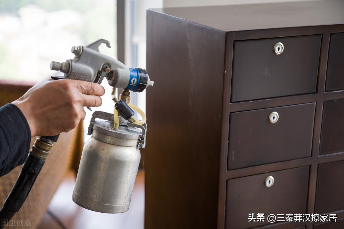 房子装修完想要入住，味道很重怎么办？几招教你轻松去除味道