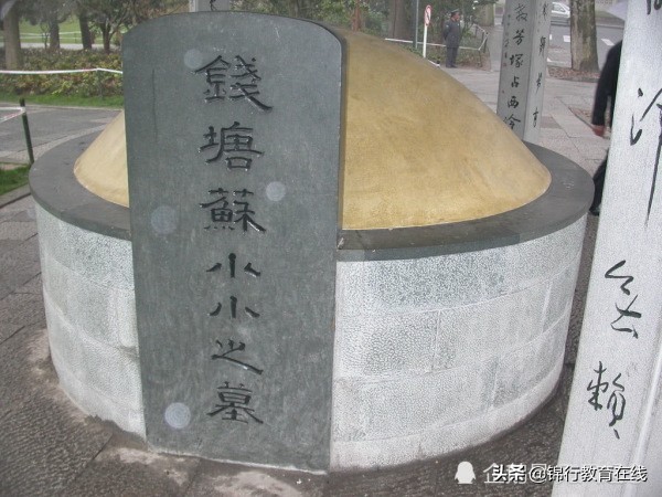 “诗鬼”李贺最恐怖的一首诗，胆子不够肥的，轻易不要去读