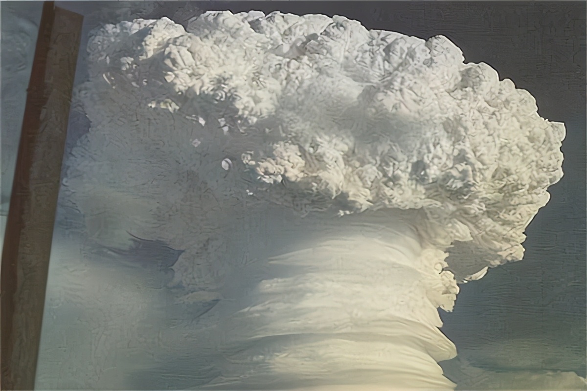 其中,1961年10月30日在北冰洋新地岛进行了人类历史上最大的核试验.