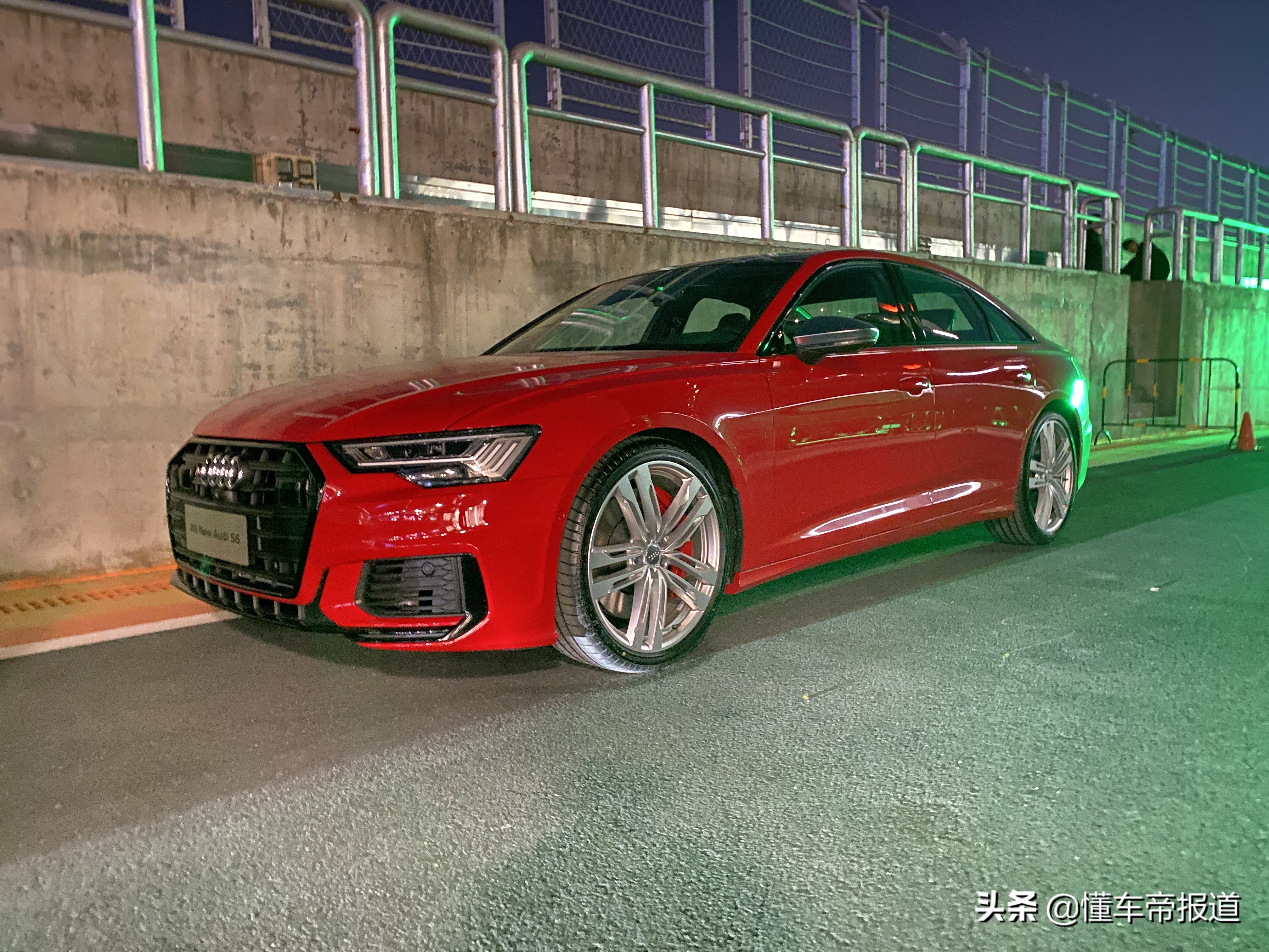 新车 | 售46.88万元起 新奥迪RS、S家族多车联袂上市