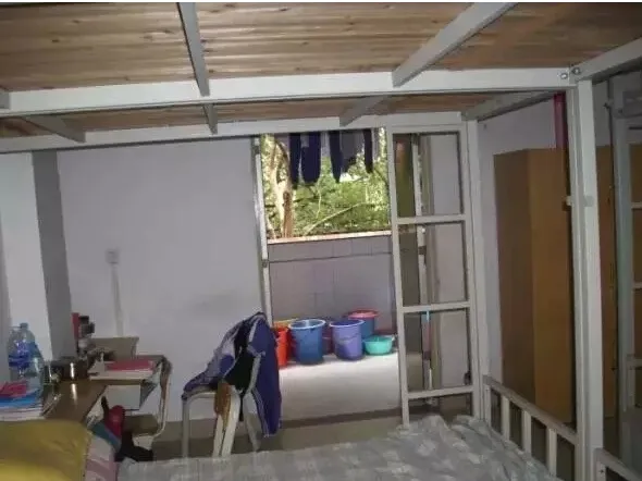 广州高中宿舍大揭秘，快来看看哪所环境最好，住得最舒服？