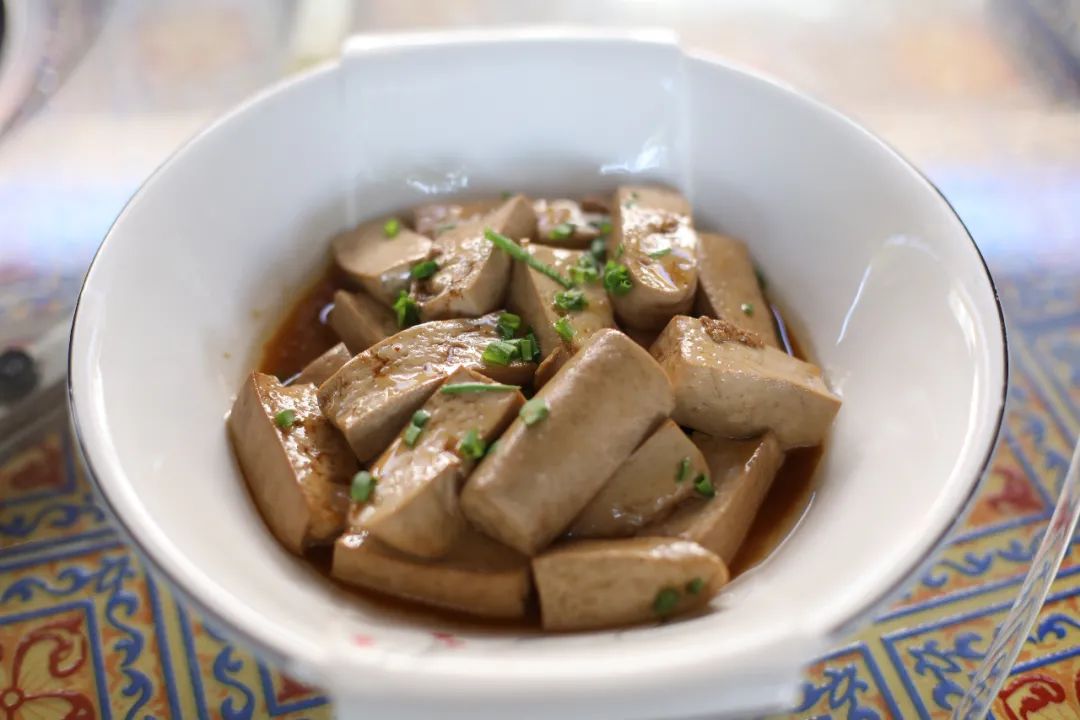 四,必吃火山口公园的石山黑豆腐