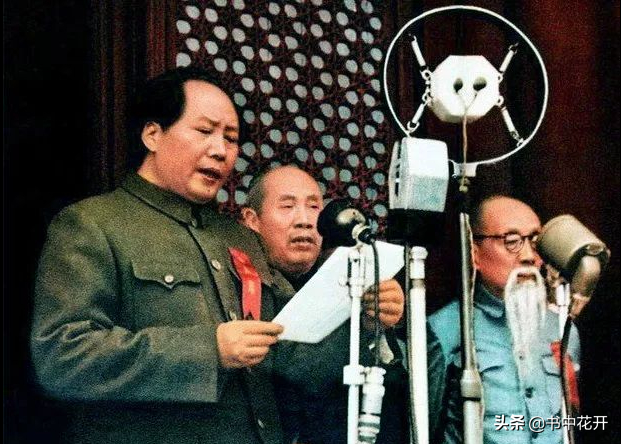 中国哲学遭遇强大的颠覆力量，西方哲学传统也受到了根本挑战