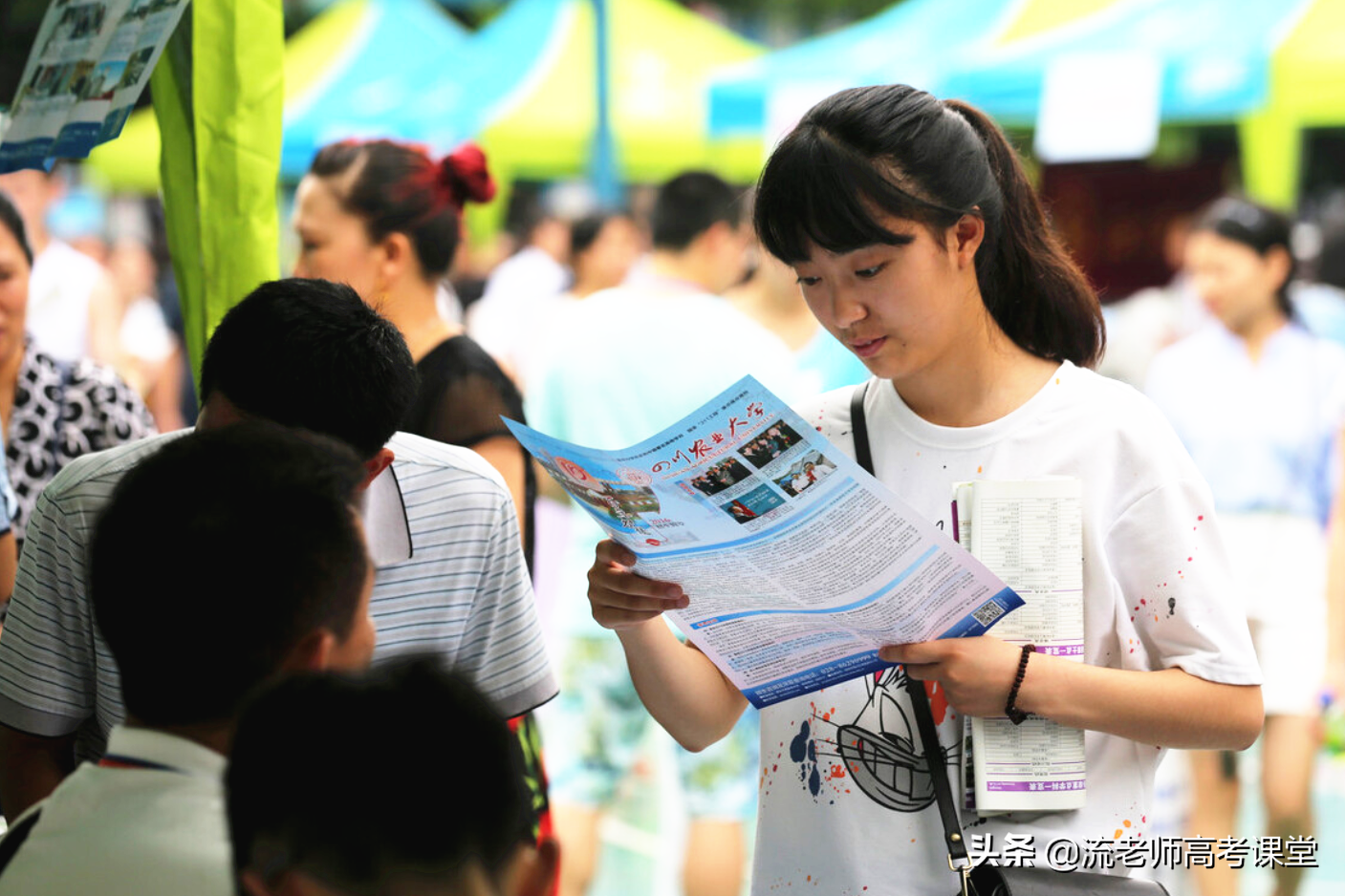 2021江西本科二批投档线公布，140所大学招生分数超一本线，真难