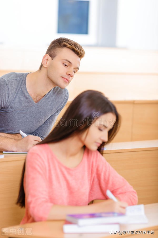 在学校中层领导中，哪个职位好？