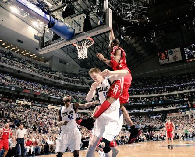 最强nba麦迪特效有哪些(NBA纪实连载34：天赋直逼乔丹的麦迪，短暂的巅峰为什么吸粉无数)