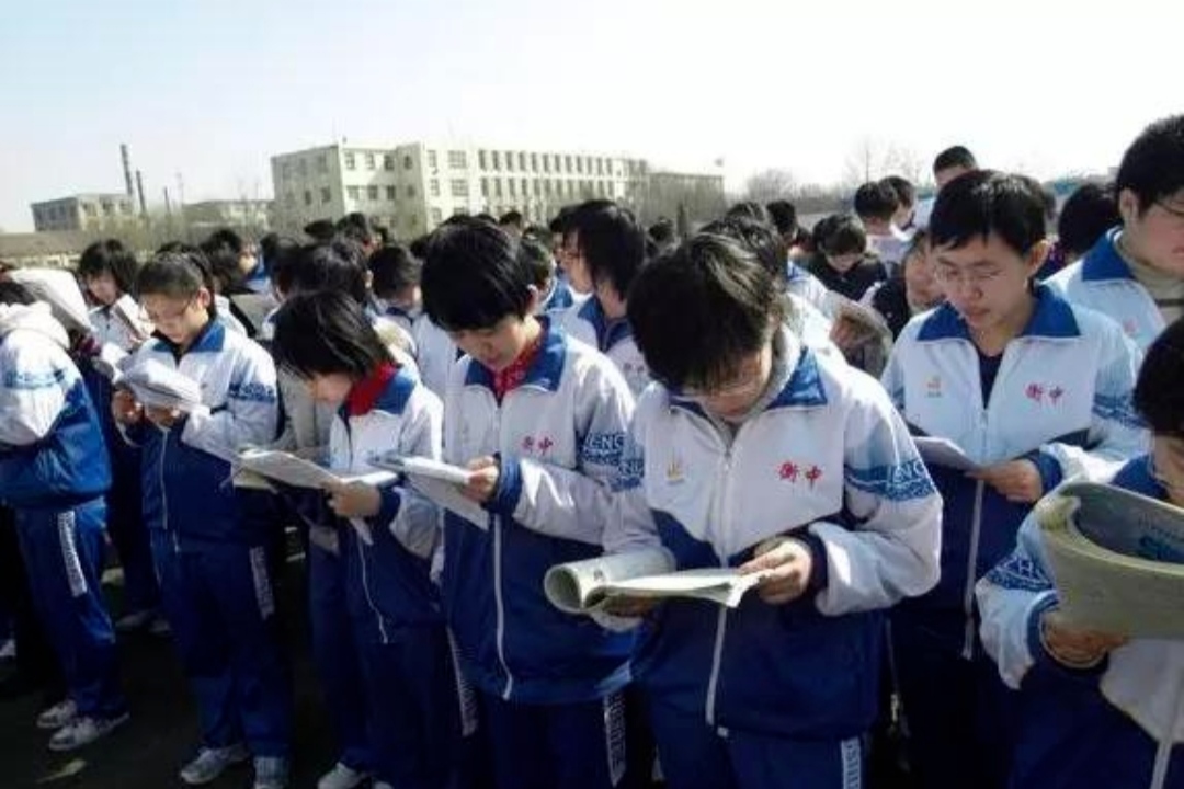 国内百强高中排名重新洗牌，衡水中学不再是首位，榜首实至名归