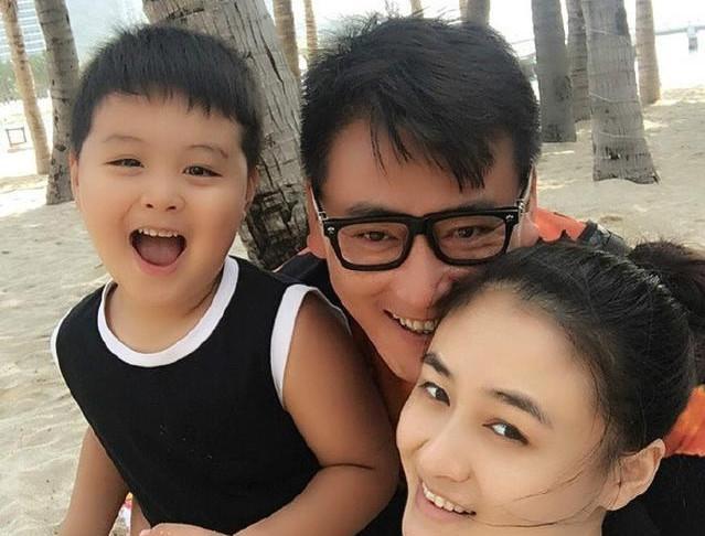 炮神电视剧剧情(他曾是"谍战剧之王",后娶小16岁