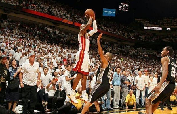 nba十佳球集錦（一球奪冠！盤點NBA季后賽最偉大的十個進球：前三名無爭議）