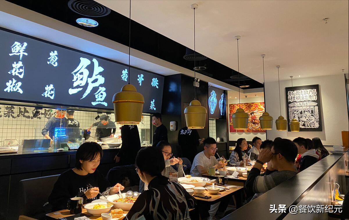 餐饮加盟店最火爆的项目（最新加盟餐饮排行榜好项目）_餐饮项目加盟店