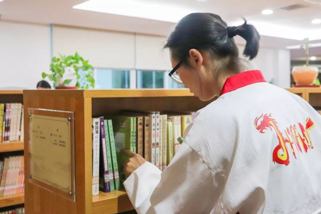 泉州这所中学，办过世界级比赛，还有独立露天游泳池？！厉害了！