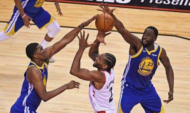 nba哪些球员容易受到包夹(NBA一拿球就被包夹的6大现役球星, 最后一个享受包夹最高待遇)