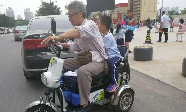 哪些电动车要驾照？电动车有4种驾驶证，如何持证才能合法上路？