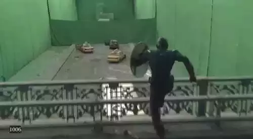 大片里的特效镜头原来是这样拍出来的!