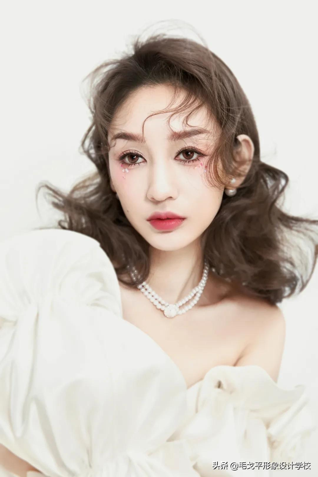 超实用 | 眼妆怎么画，干净自然不显脏？